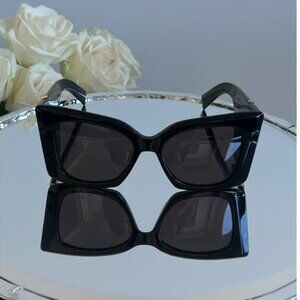 YVES SAINT LAURENT SUNGLASSES